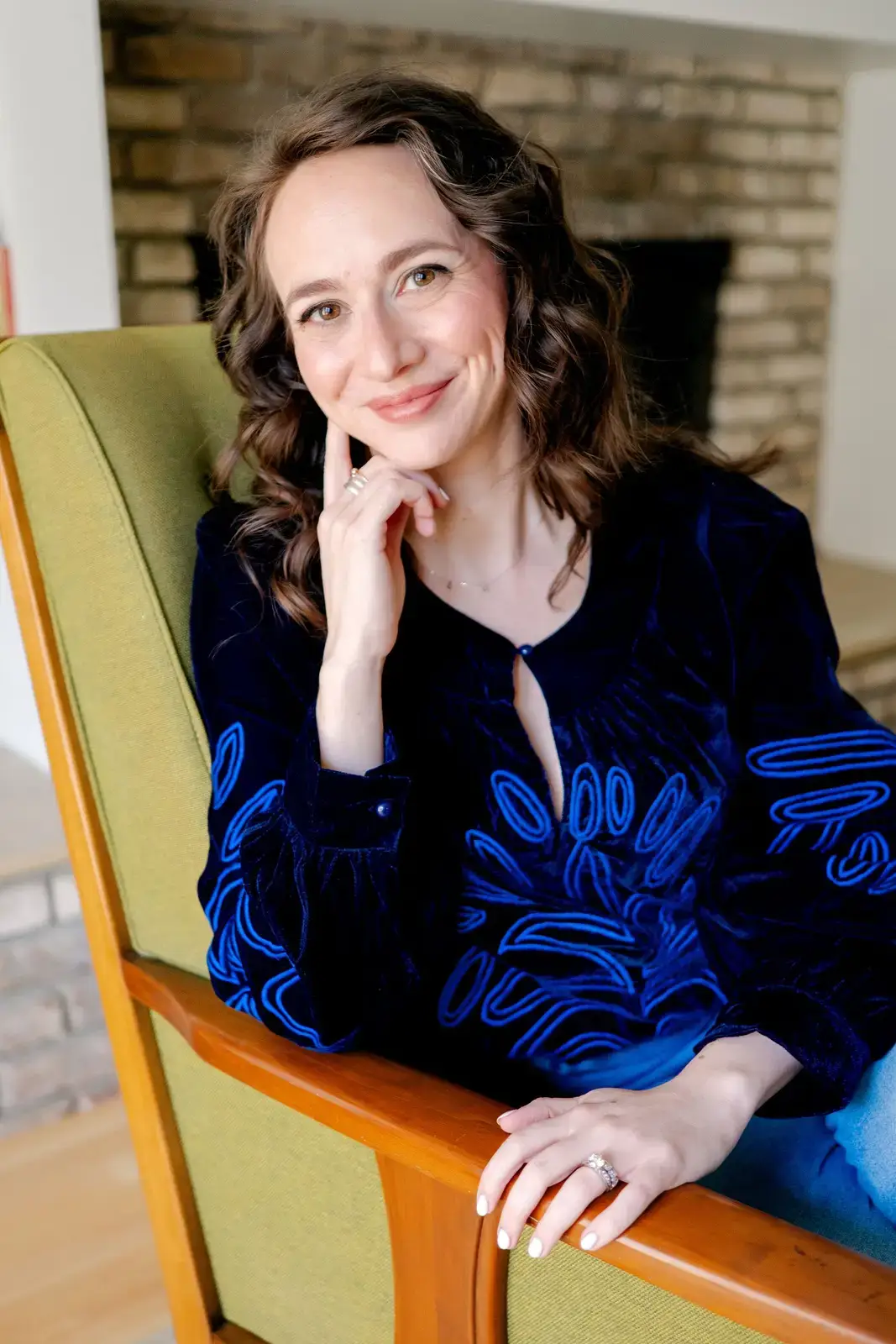 luxury wedding invitations designer leah sachs, owner of leah e. moss designs