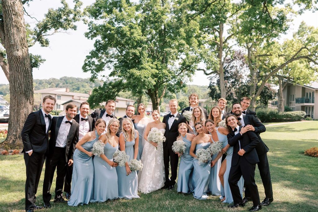 the abbey resort wedding party with blue bridesmaids dresses